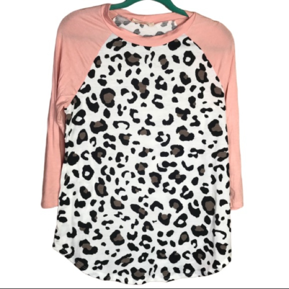 FIRST LOOK women top pink and cheetah print. SizeM